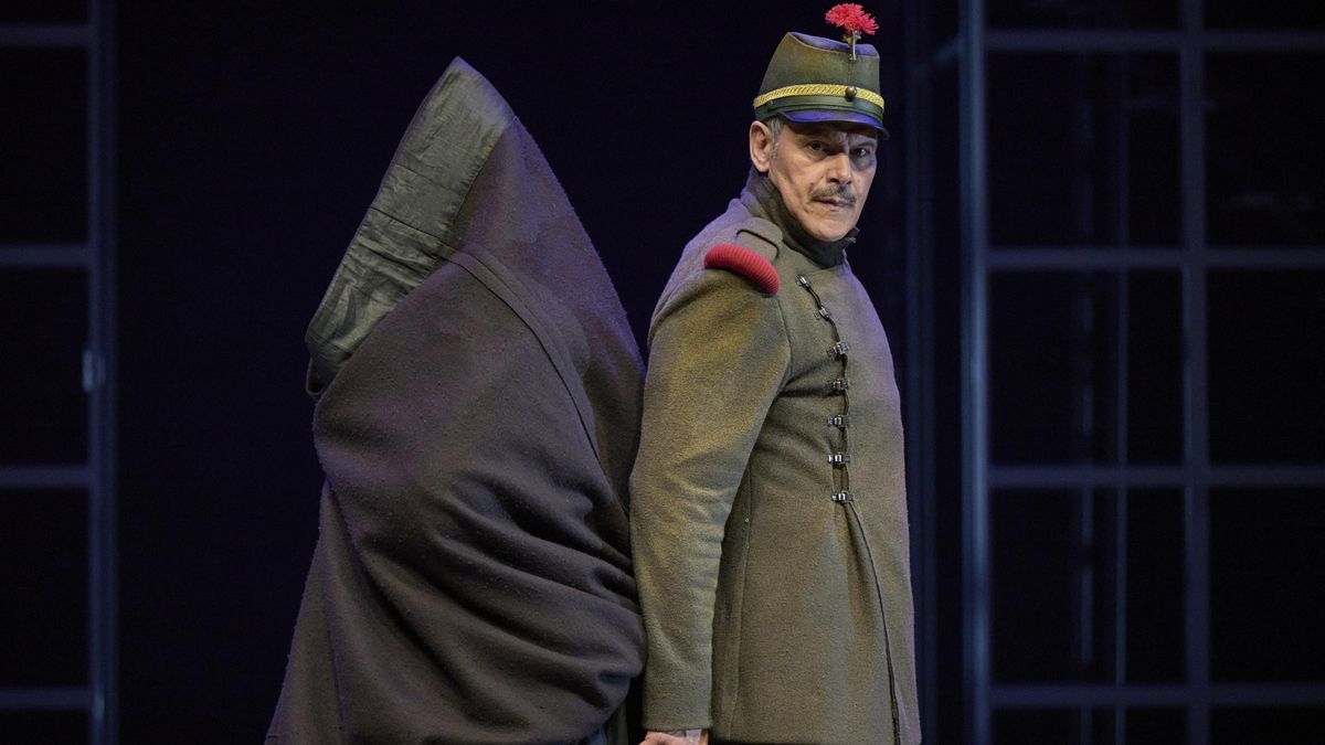 'Los cuernos de don Friolera' en los Teatros del Canal