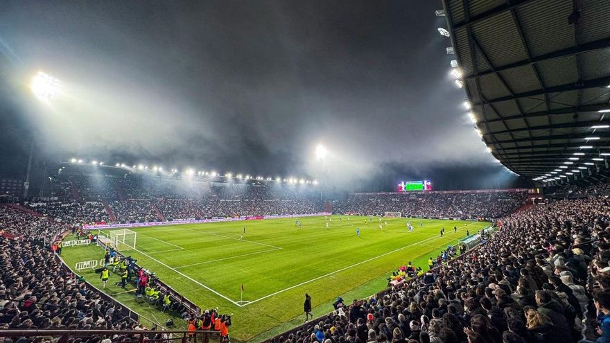 "Vergüenza" en el 'Alba' por los insultos racistas en Copa del Rey: prohibirá entrar a quien lanzó un plátano a Vinicius