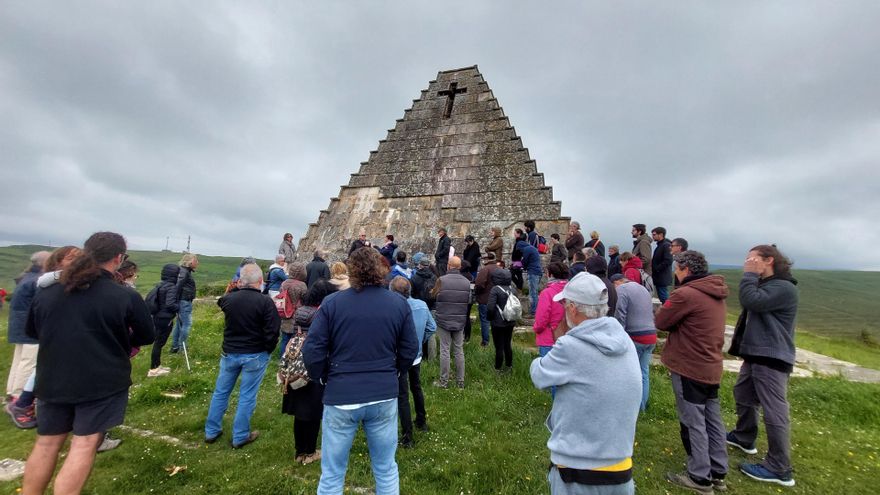 La Pirámide de los Italianos, "una ruina en la que no se debe invertir ni un euro"