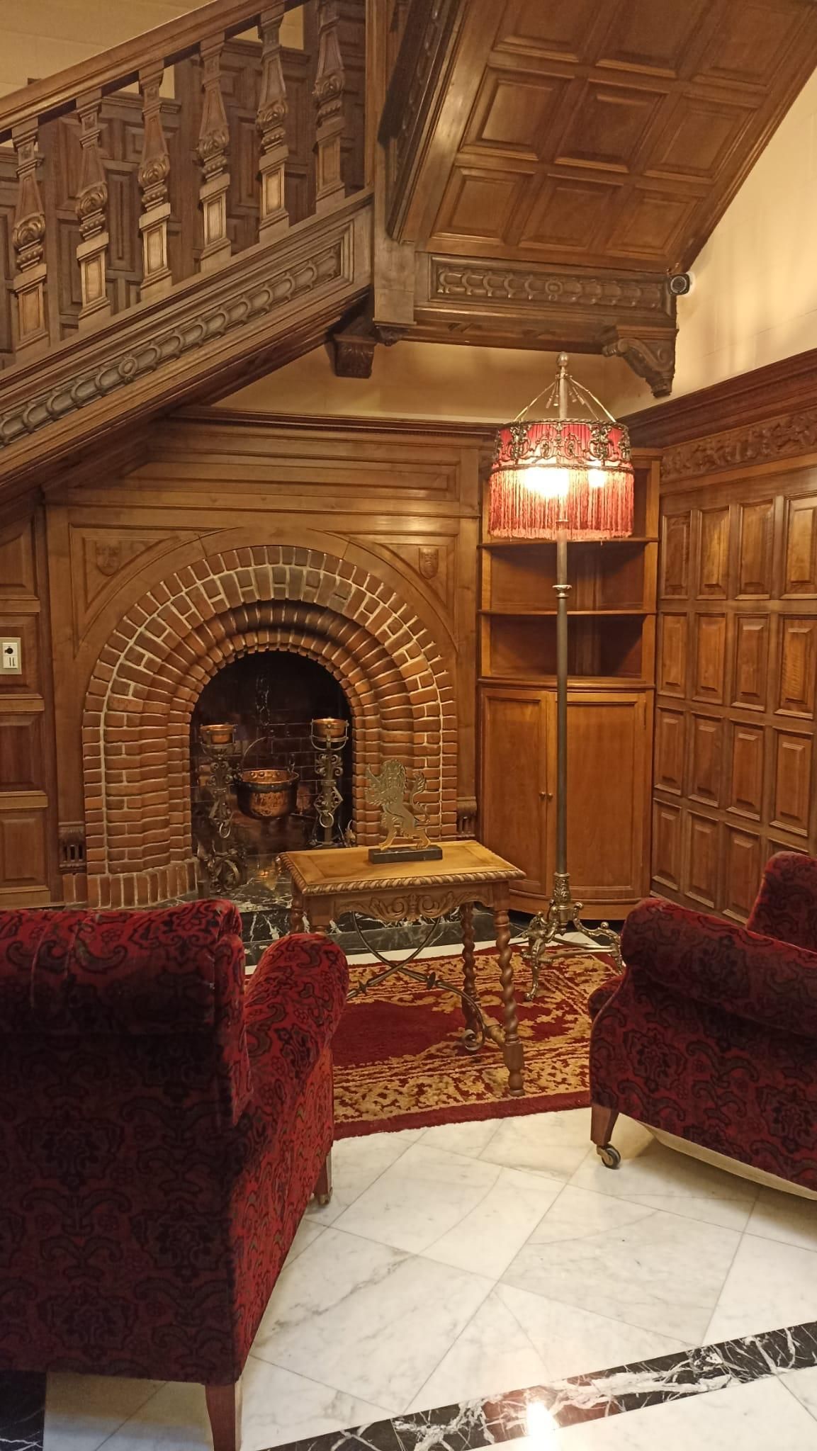 La sala de estar de la 'Casona de los Pérez', hoy Museo de la Emigración Leonesa.