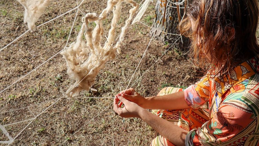 La nueva sede de la Fundación Los Maestros en Tragacete se inaugura con la exposición 'Trashumancias 2.4'