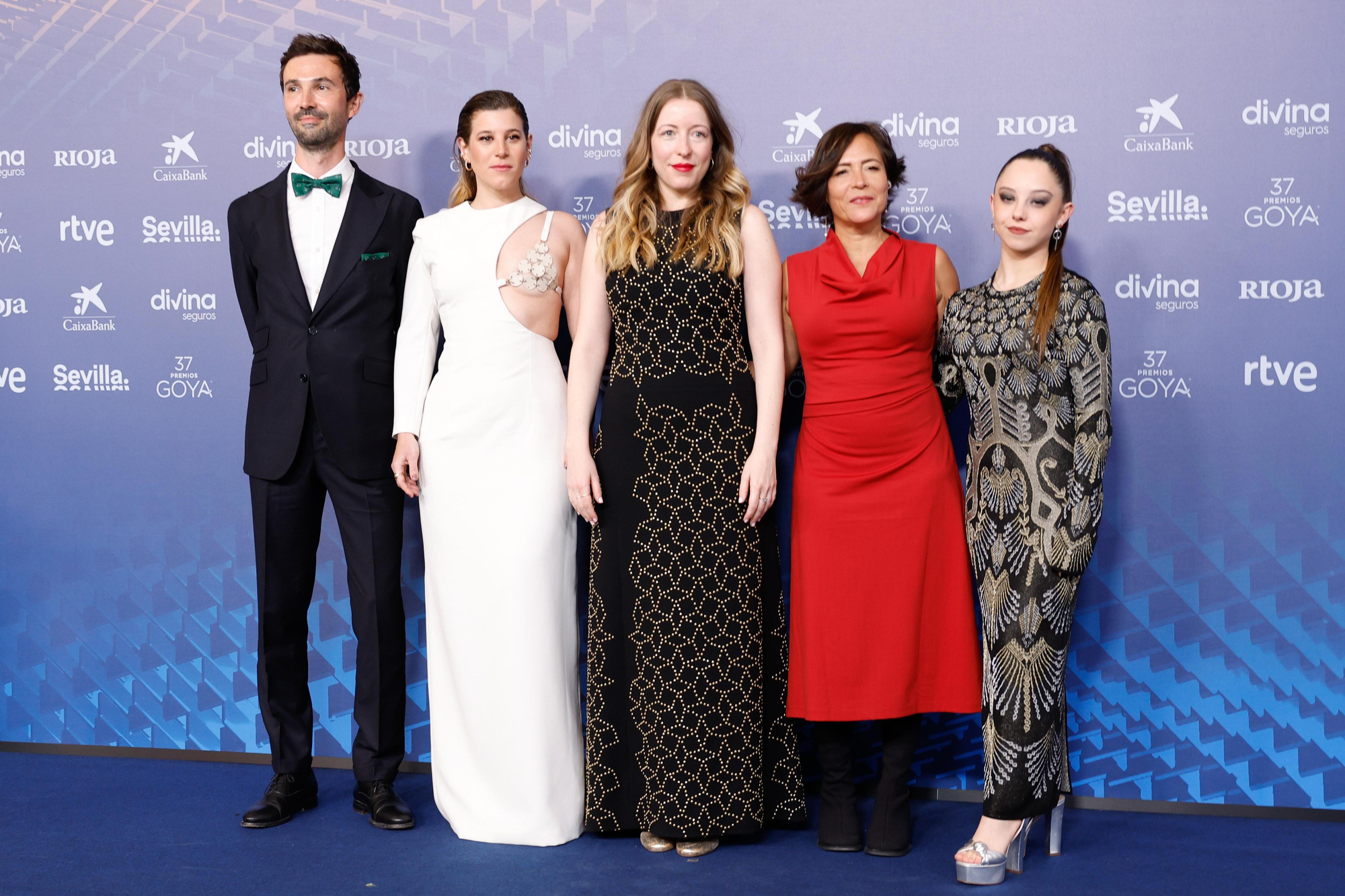 El equipo de la película 'La maternal', liderado por su directora Pilar Palomero