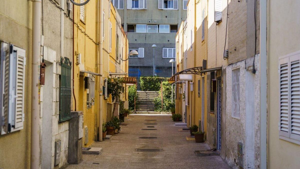 Caño Roto dedica una plaza al Tío Caracoles, pionero de la guitarra flamenca en el barrio