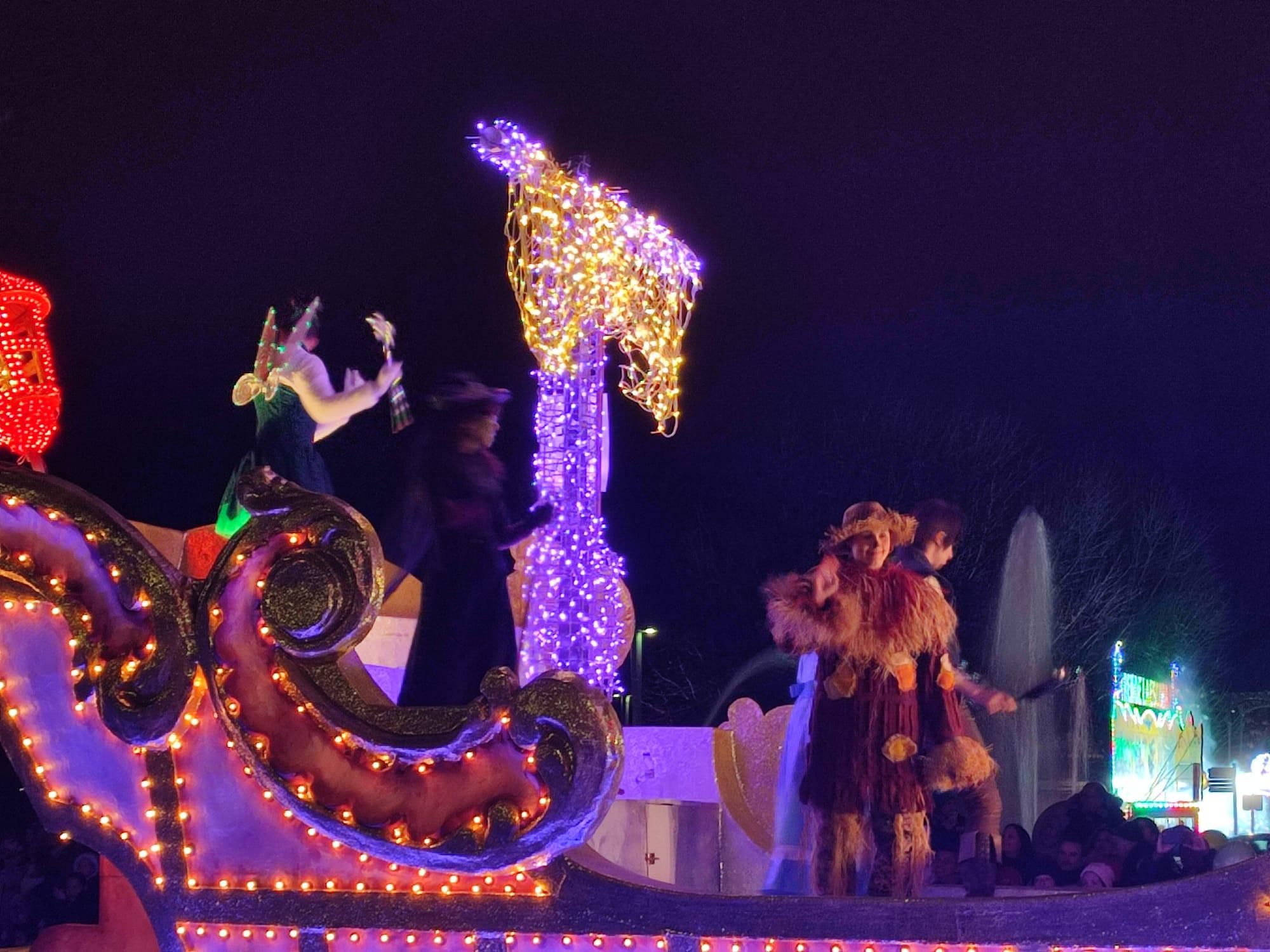 Así brilló y llenó de ilusión a León la Cabalgaza de la Navidad de 2025