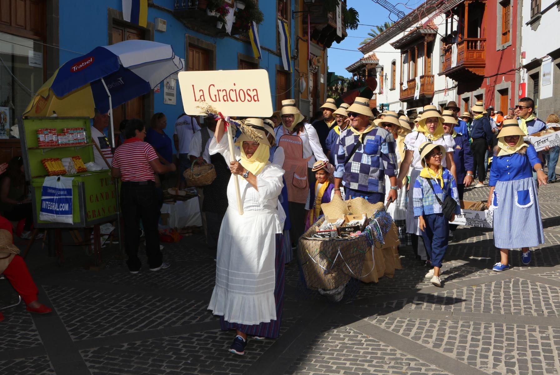 Ofrenda-Romería de las Fiestas del Pino 2016 (ALEJANDRO RAMOS)