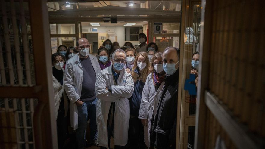 Los médicos de Madrid en huelga se encierran en los centros de salud: “Si no ganamos, se acaba la Atención Primaria”