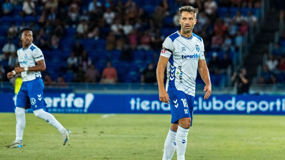 El capitán Aitor Sanz, baja ante el Celta Fortuna