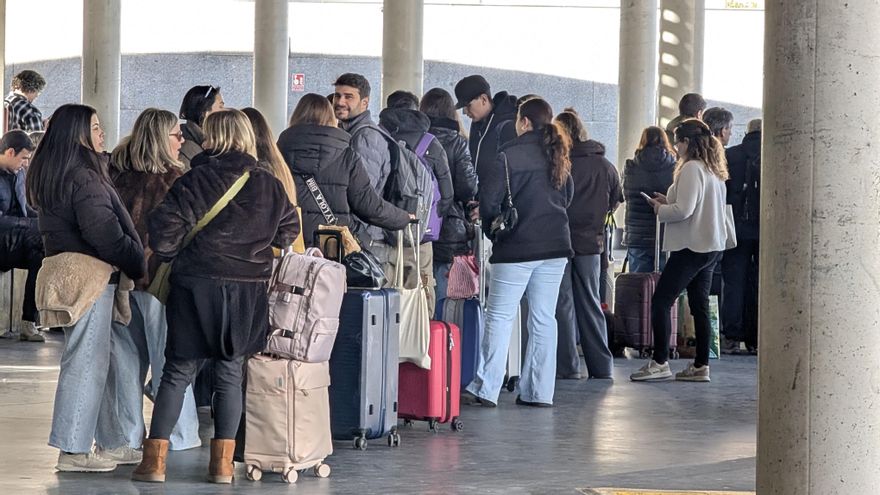 Colas en la estación de autobuses de Córdoba