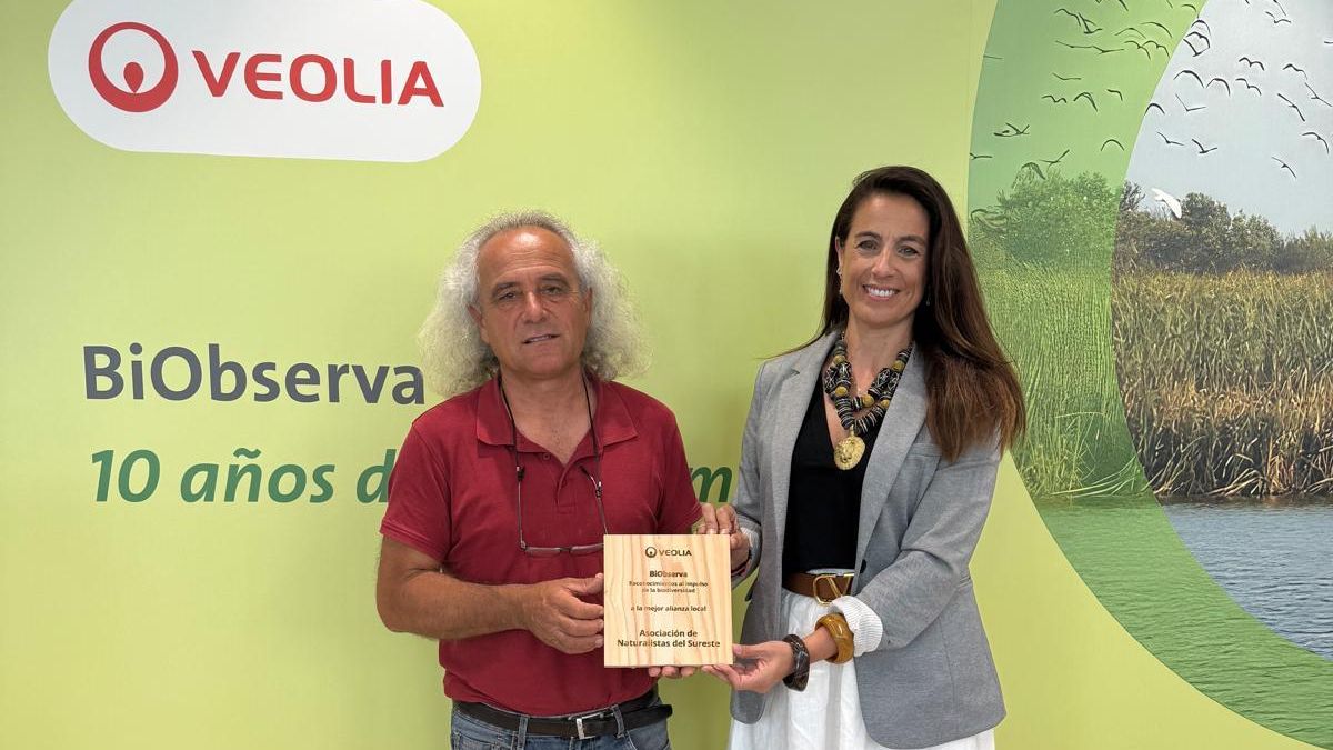 Veolia España reconoce la labor de protección y conservación de la biodiversidad que realiza ANSE en las lagunas de Cabezo Beaza