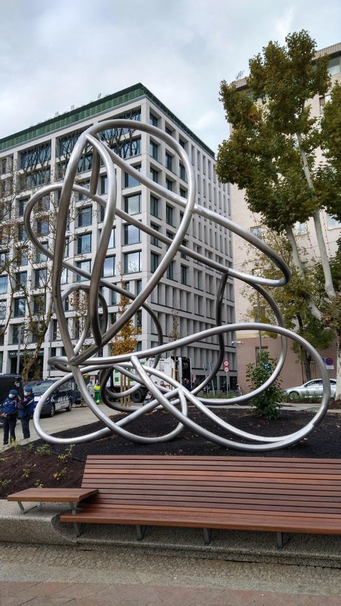 Una de las nuevas esculturas