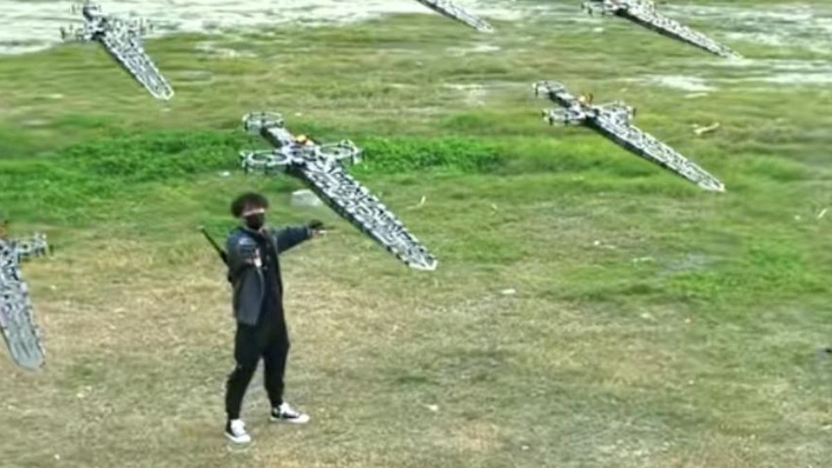 Las espadas de Fan Shisan no solo cortan: ahora también vuelan en formación perfecta por control gestual y no es IA