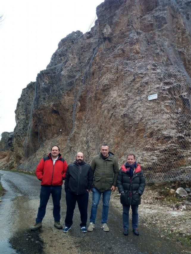 Recepción de las obras de estabilización de un talud en la carretera que une la N-630 con Millaró de la Tercia (Villamanín).