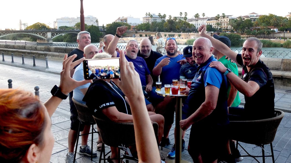 Sevilla se llenó el sábado de camisetas de rugby (en la imagen el equipo Arrasate)