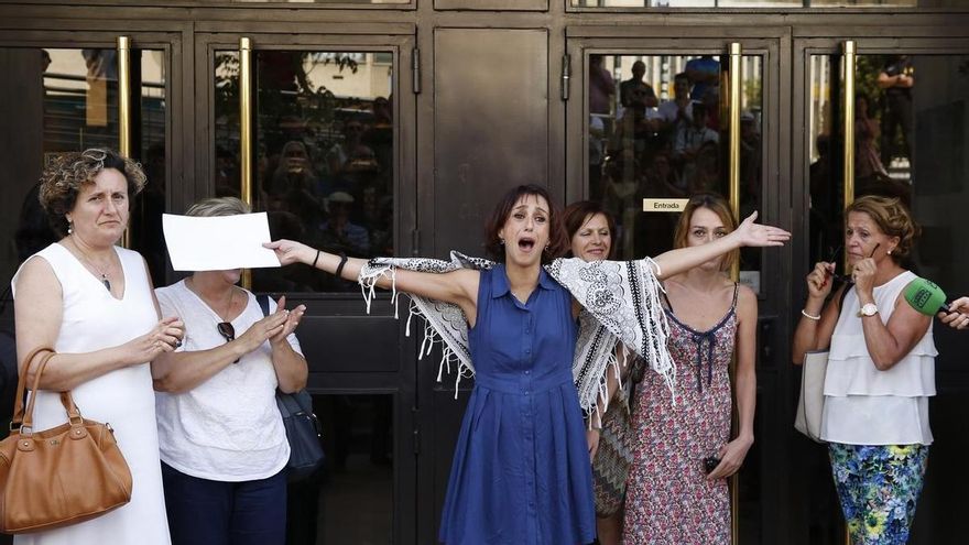 La Fiscalía retira el recurso en que pedía prisión para Juana Rivas, tras la entrega de los menores