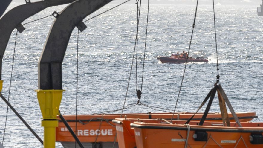 Indonesia sigue con la búsqueda de 29 desaparecidos tras hundirse un ferri cerca de Bali