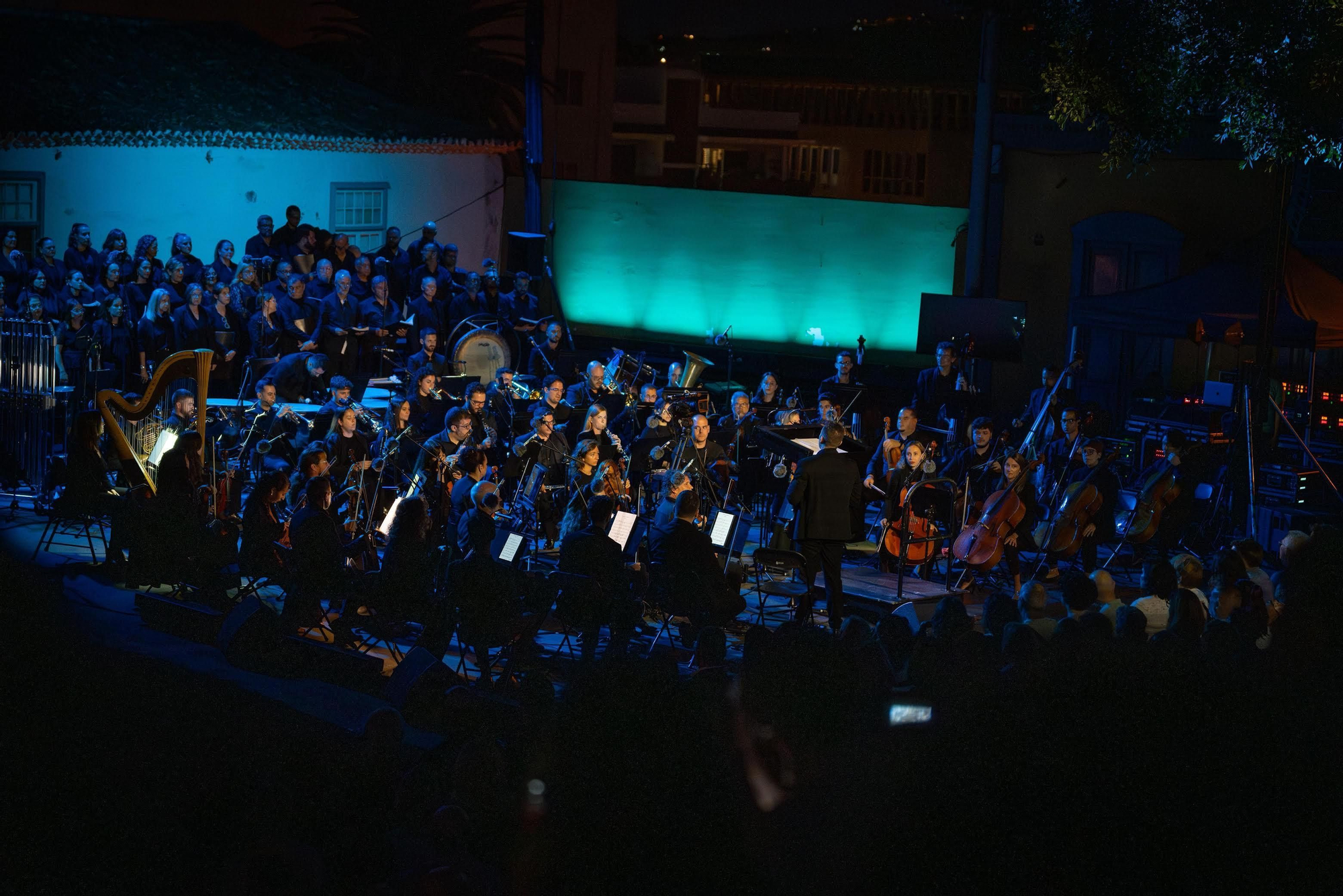 El Carro Alegórico hace latir con más fuerza ‘el corazón de María’.