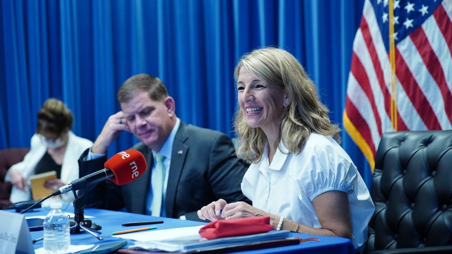 La vicepresidenta Yolanda Díaz, en rueda de prensa tras una reunión bilateral con el secretario de Trabajo de los Estados Unidos, Martin Walsh.