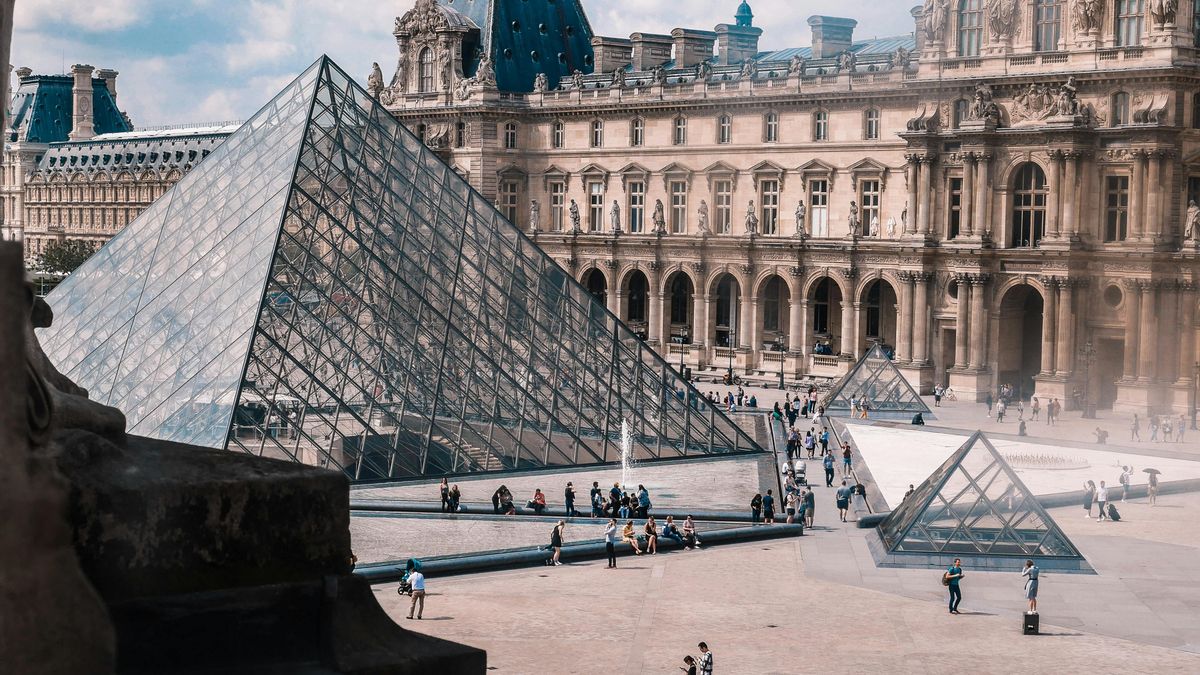 Un fraude en la venta de entradas del Louvre valorado en 10 millones de euros: otro golpe más para el museo francés