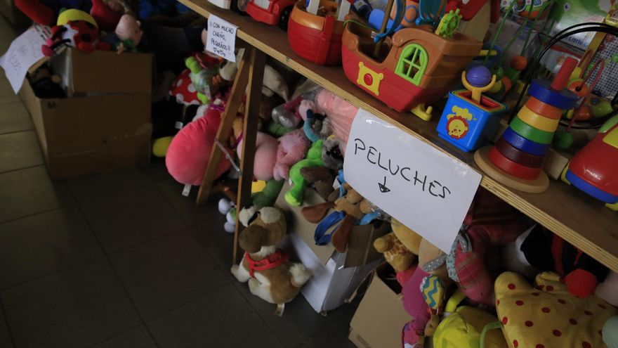 Centro de donaciones en La Palma / FOTO: JOSÉ BRINGAS