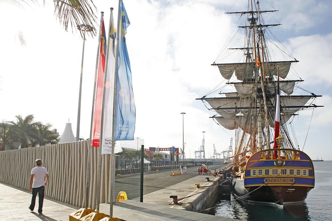 'L’Hermione', en el muelle de Santa Catalina. (ALEJANDRO RAMOS)