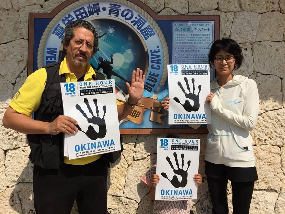 Desde Okinawa (Japón), también protestaron contra las prospecciones de Repsol en Canarias.