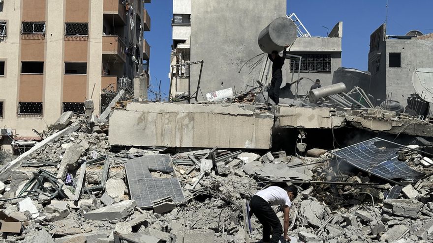 Ocho muertos, cuatro de ellos una familia completa, en los ataques de Israel sobre Gaza