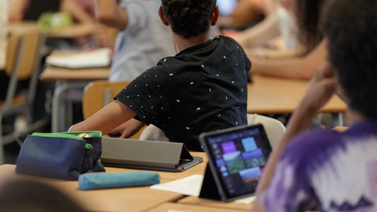 FAPA inicia una campaña de recogida de firmas para mantener el mismo horario todo el curso lectivo