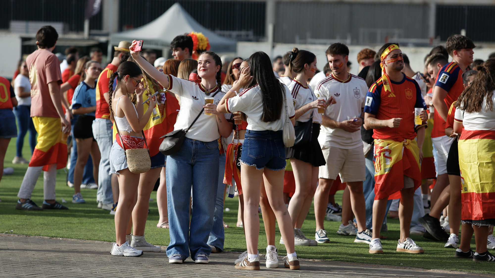 Afición de la selección española en el Córdoba Live