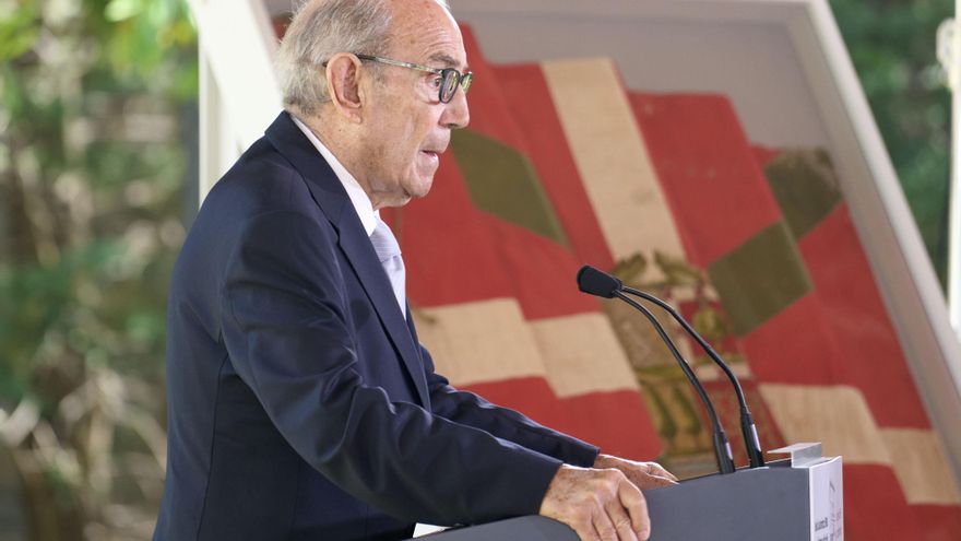 Muere Carlos Garaikoetxea, primer lehendakari en democracia y arquitecto de la Euskadi moderna