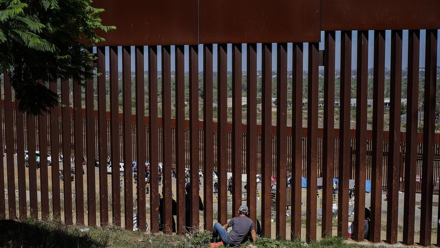 Autoridades mexicanas reconocen que el crimen controla cruces de migrantes en la frontera