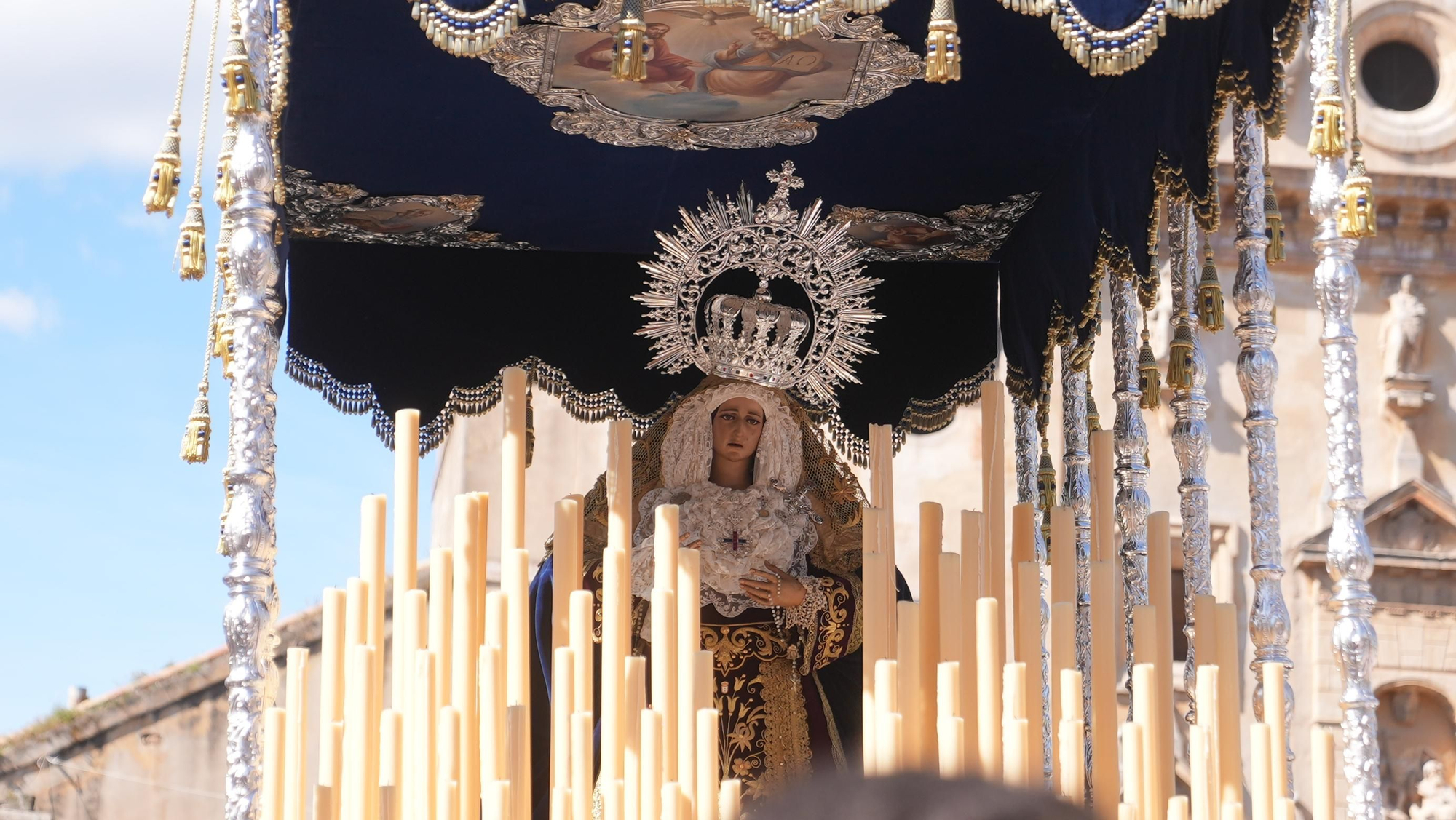 Salida procesional de la Hermandad del Rescatado, en imágenes