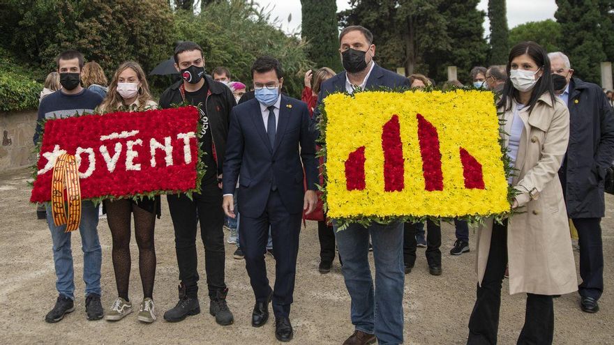 La cúpula de ERC ha participado en la ofrenda floral por el aniversario de la muerte de Companys