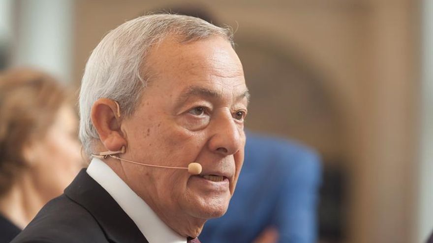 Solchaga: No me repugnaría que el PSOE se abstuviera en los presupuestos