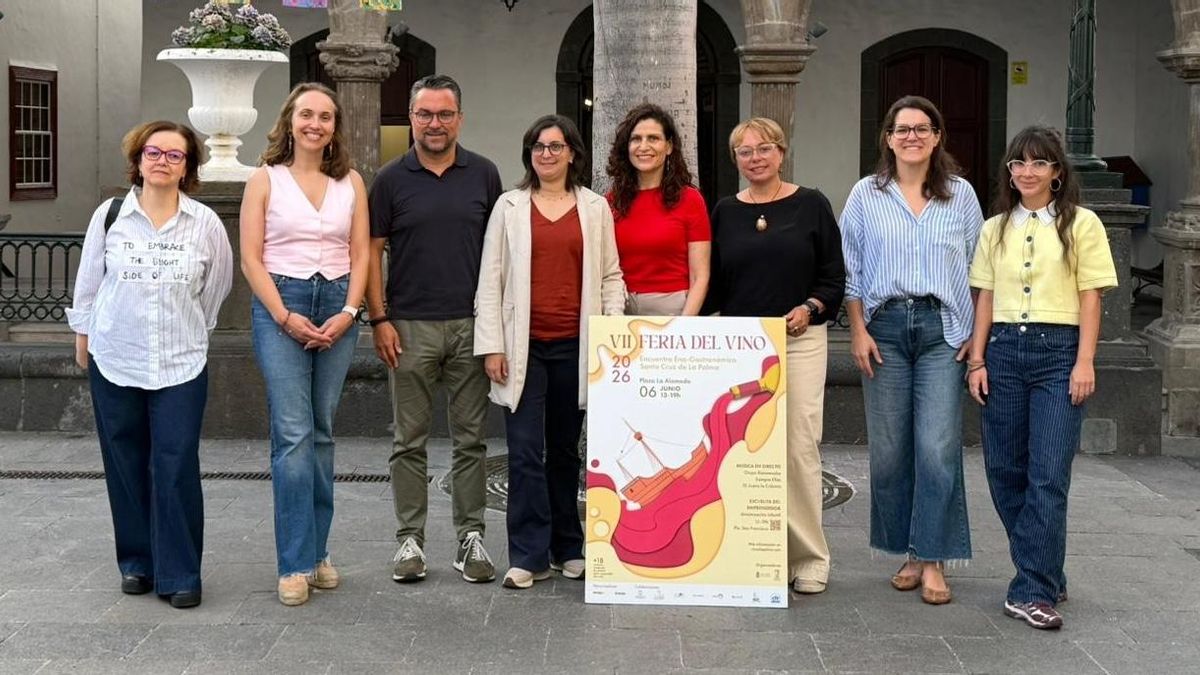 Alicia Ponce González, alumna de la Escuela de Arte Manolo Blahnik, diseña el cartel de la VII Fiesta del Vino