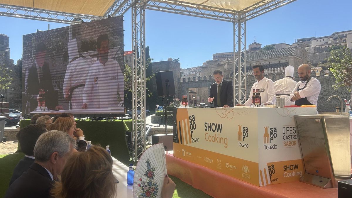 Iván Cerdeño cocinando en Sabor Toledo
