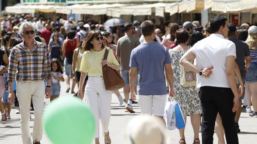 La Asamblea de Madrid pide a Ayuso que declare la Feria del Libro bien de interés cultural