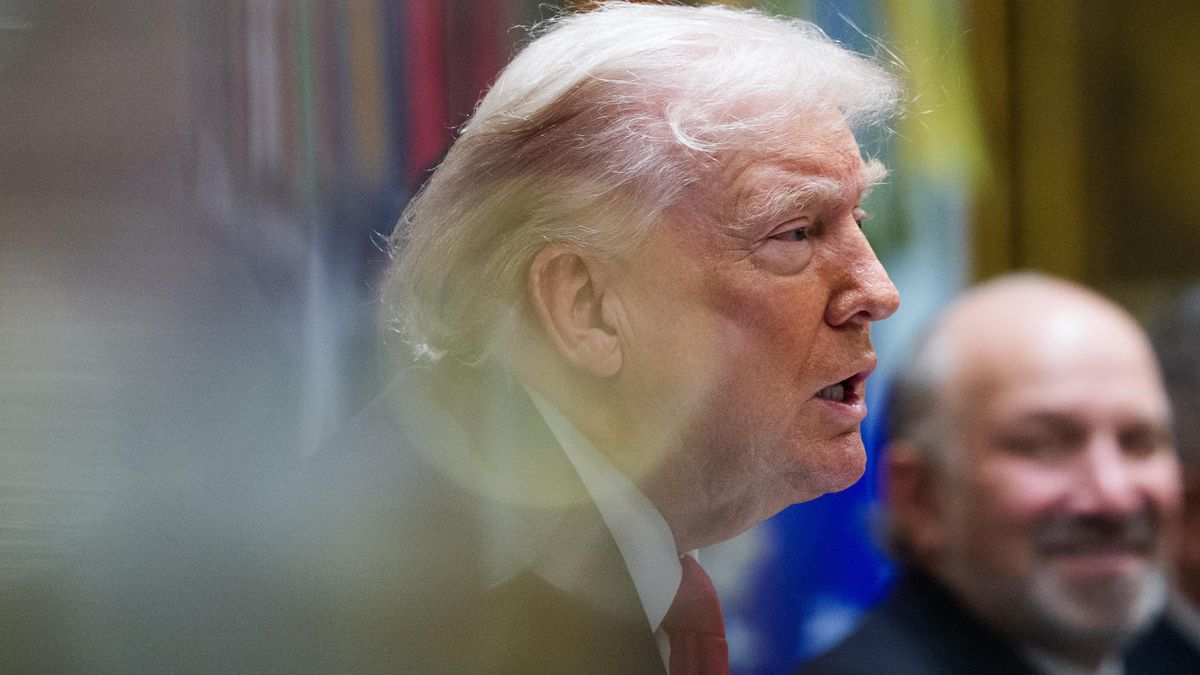 El presidente de Estados Unidos, Donald Trump, en una fotografía de archivo. EFE/AARON SCHWARTZ
