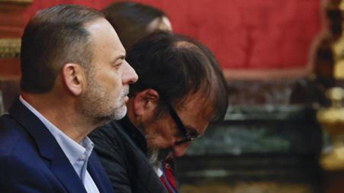 El juicio del 'caso mascarillas' llega a su ecuador en el Supremo sin abordar las comisiones investigadas