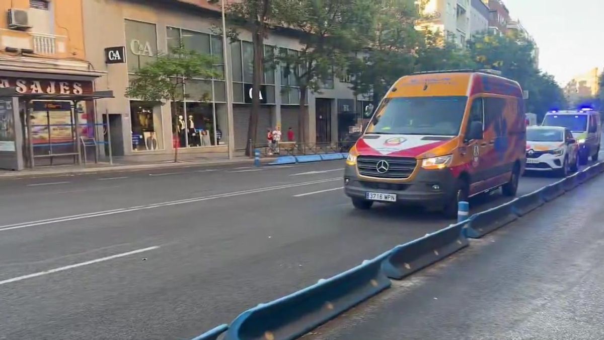 Herido muy grave un hombre de 56 años después de ser atropellado por un autobús urbano en la calle Bravo Murillo