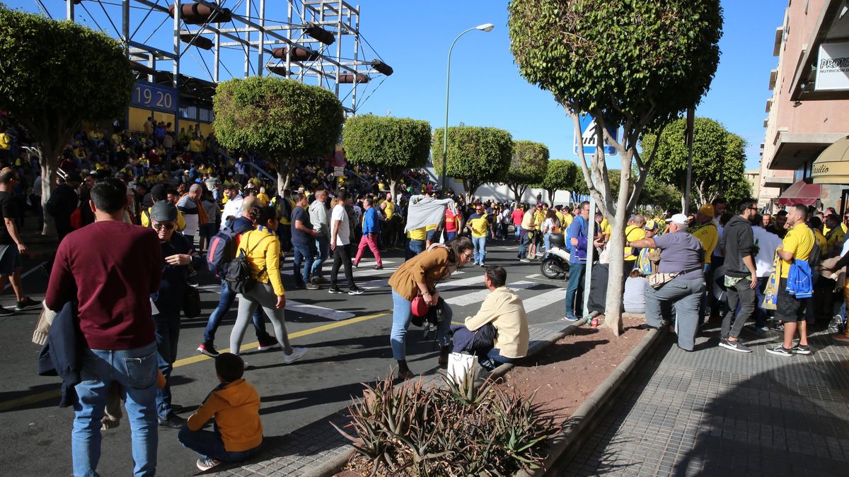 Fotogalería | Así se vivió el derbi canario