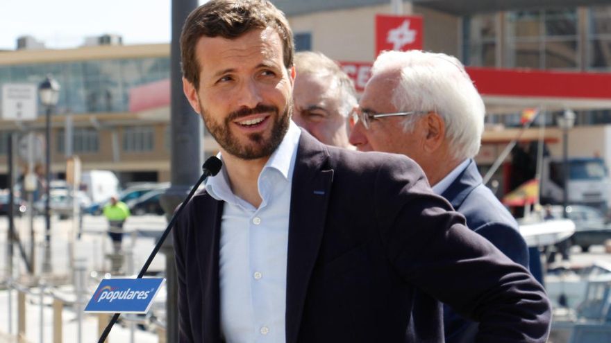 Casado reúne en Córdoba a exministros de Aznar y Rajoy para exhibir su experiencia de gestión ante las crisis