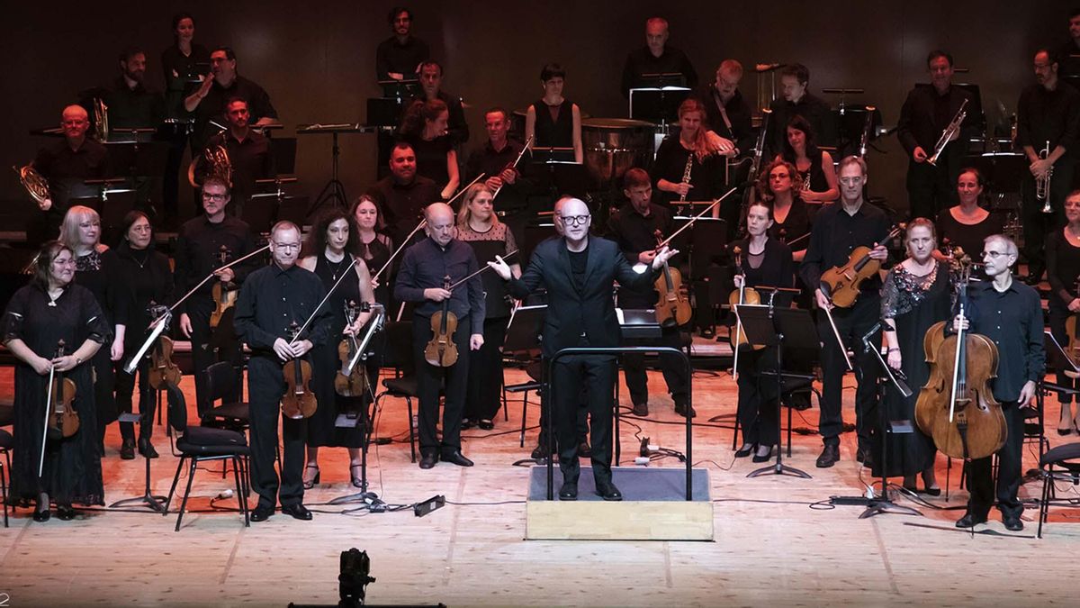 La Real Filharmonía de Galicia durante un concierto de Sensoxenoma.