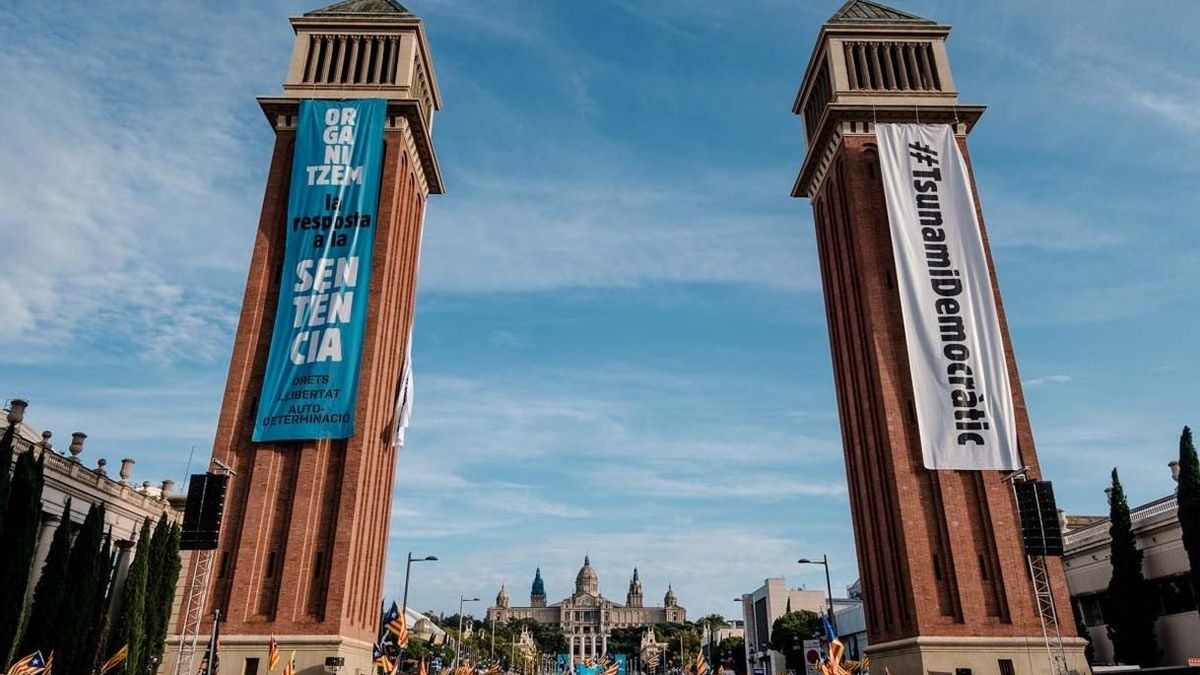 Tsunami Democràtic convoca "un 11S de tres días" a partir del lunes, que califica como su "acción más ambiciosa"