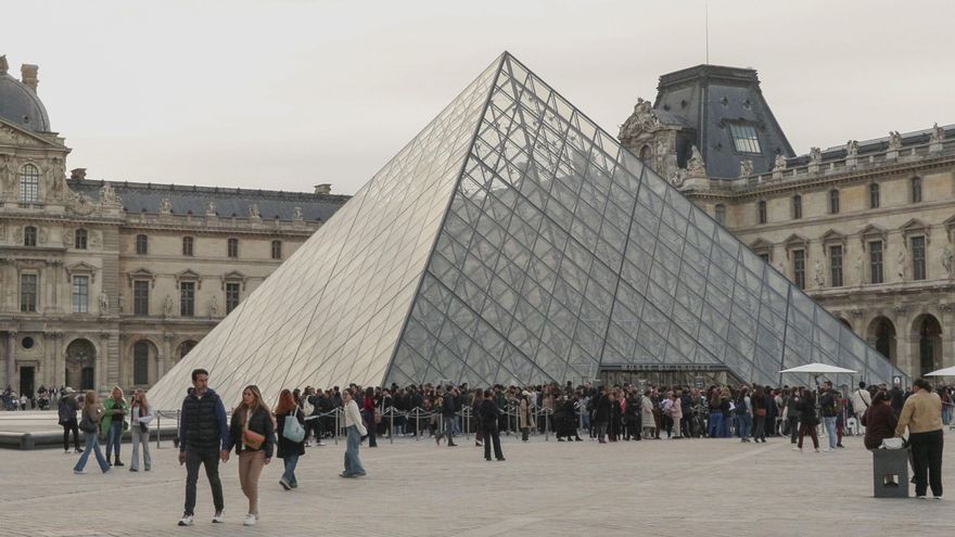 El Louvre no es ni mucho menos una fortaleza contra robos: que la contraseña de los servidores de seguridad fuera 'Louvre' quizás tuviera algo que ver