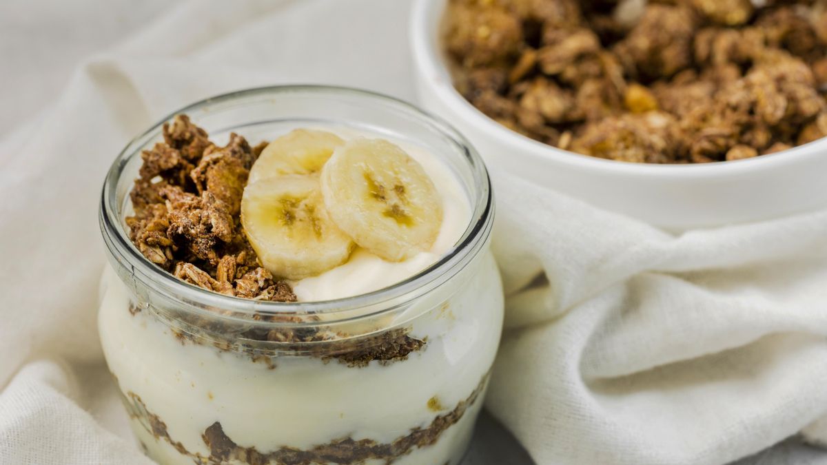 Mousse de plátano para el verano: el postre delicioso que es una alternativa tan sabrosa y refrescante como el helado