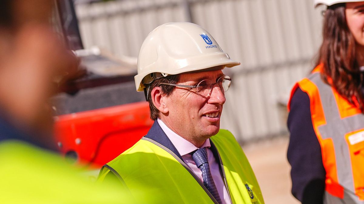 Almeida cree que la visita del Papa puede atraer a "cientos de miles de personas" a Madrid y dice que la ciudad "se va a volcar"