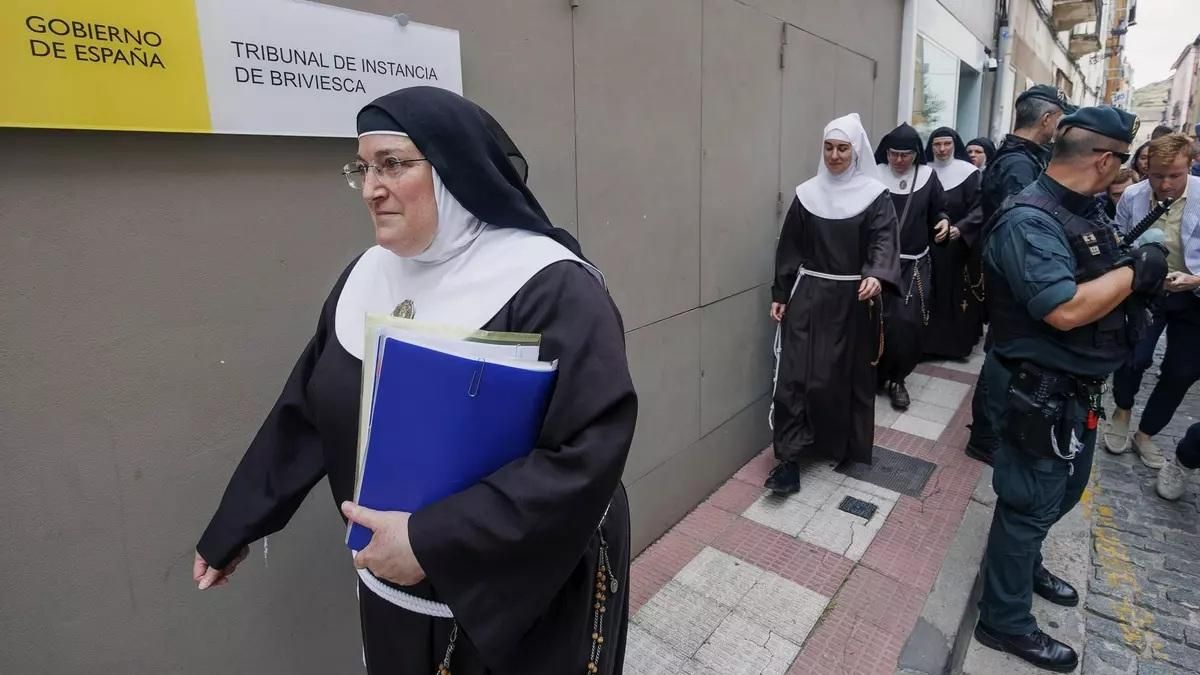Las exmonjas de Belorado presentan una denuncia por el supuesto envenenamiento de sus perros