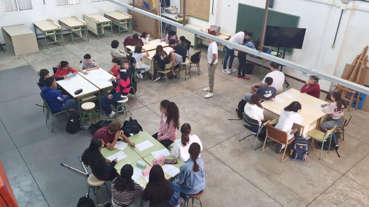 El alumnado del IES Cándido Marante toma la palabra para mejorar su centro
