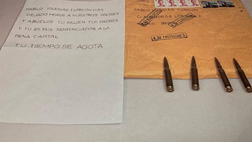 El candidato de Podemos a la Comunidad de Madrid, Pablo Iglesias, ha asegurado que denunciará ante los juzgados las amenazas recibidas en un carta dirigida a él que contenía 4 balas de Cetme. EFE/Twitter Pablo Iglesias