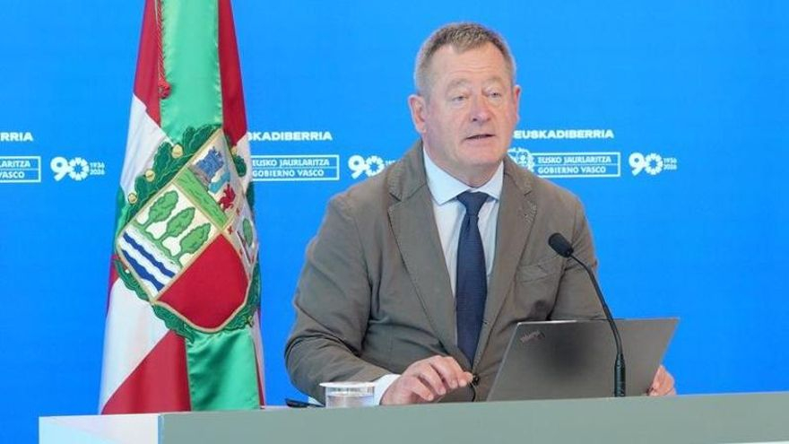 El consejero Zupiria denuncia a Interior que ve "inaceptable" la intromisión de la Policía Nacional en Euskadi